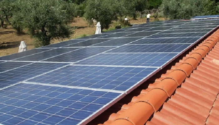 Solar Panel Installer